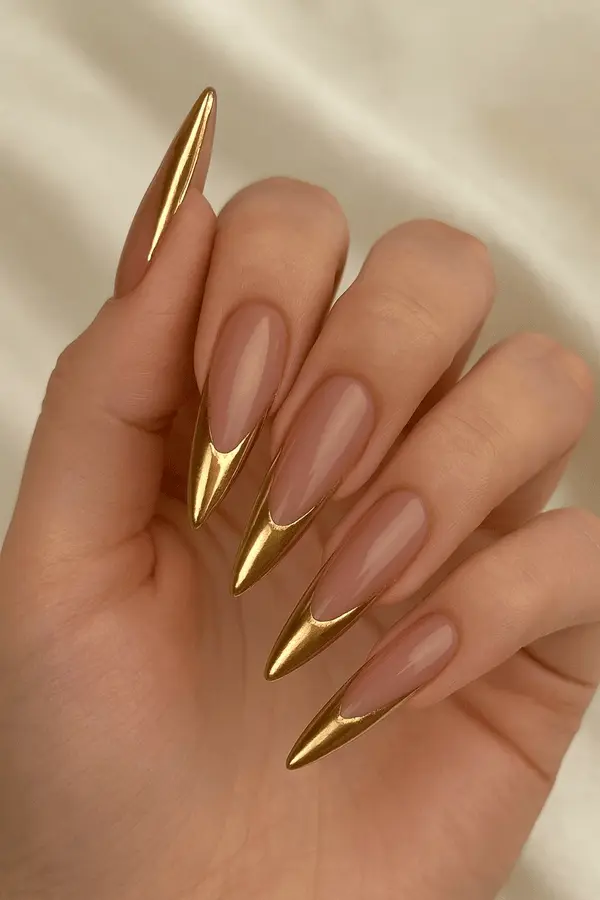 3D Gold Nail Art