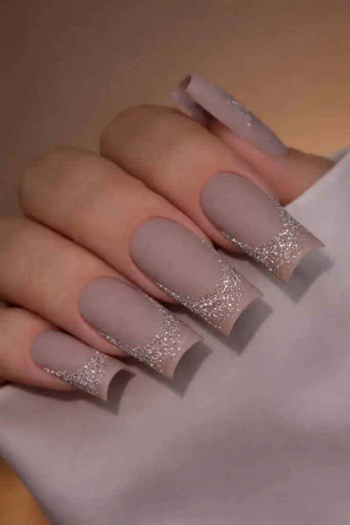 Sparkly New Year’s Nails